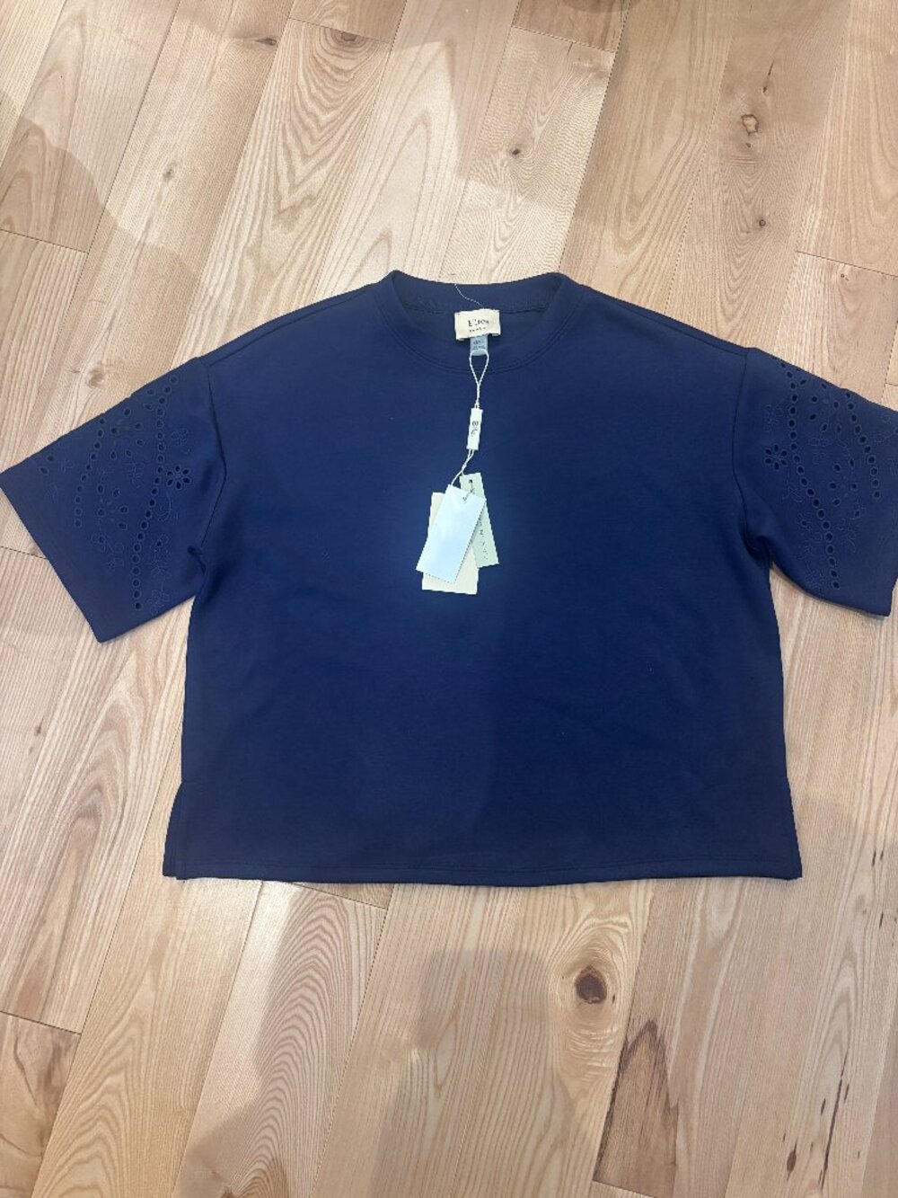 Elie Tahari Eyelet Sleeve Navy Top | Women's XS NWT